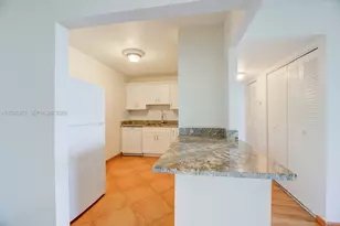 2500 NE 135th St, North Miami, FL 33181 - Photo 17