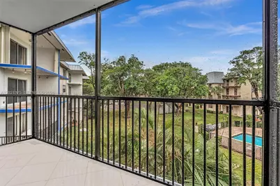 5961 N Falls Cir Dr #309, Lauderhill, FL 33319 - Photo 19