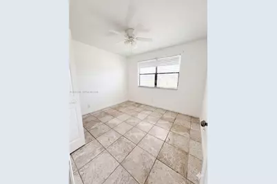 10046 Winding Lake Rd #204, Sunrise, FL 33351 - Photo 7