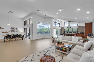1051 Deerpath Ct, Weston, FL 33326 - Photo 17