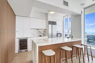 400 Alton Rd, Miami Beach, FL 33139 - Photo 9