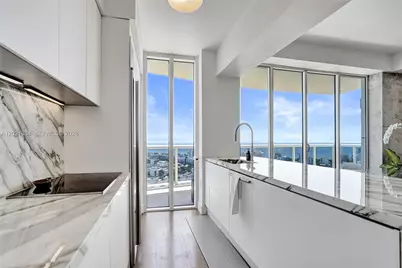 400 Alton Rd #PH11, Miami Beach, FL 33139 - Photo 19