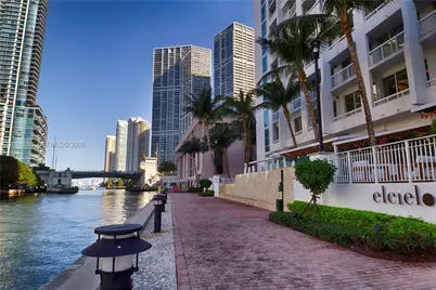 31 SE 5th St #1208, Miami, FL 33131 - Photo 13