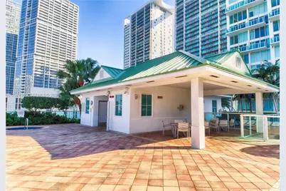 31 SE 5th St #1208, Miami, FL 33131 - Photo 27