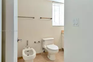 5900 Collins Ave, Miami Beach, FL 33140 - Photo 29