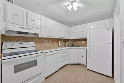3119 Oakland Shores Dr #C212, Oakland Park, FL 33309 - Photo 3
