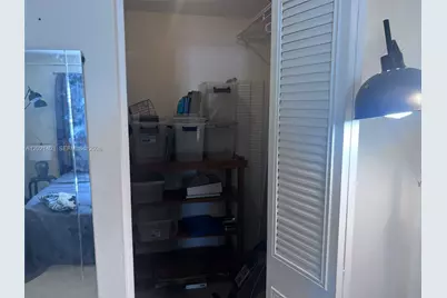 528 Meridian Ave #503, Miami Beach, FL 33139 - Photo 9