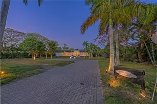19601 SW 187th Ave, Miami, FL 33187 - Photo 33