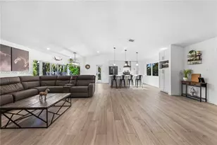 19601 SW 187th Ave, Miami, FL 33187 - Photo 3