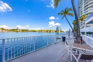 5880 Collins Ave, Miami Beach, FL 33140 - Photo 25