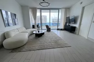 200 Biscayne Blvd Way, Miami, FL 33131 - Photo 7