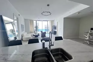 200 Biscayne Blvd Way, Miami, FL 33131 - Photo 13