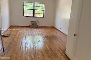 987 Bay Dr, Miami Beach, FL 33141 - Photo 3