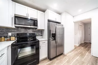 4360 NW 32nd Ct, Lauderdale Lakes, FL 33319 - Photo 15
