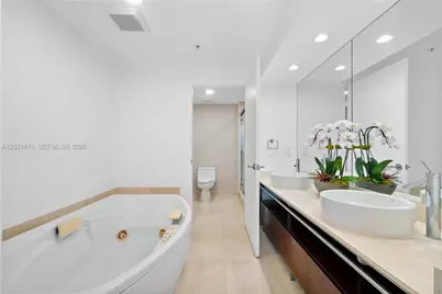 16275 Collins Ave #1703, Sunny Isles Beach, FL 33160 - Photo 15
