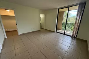 8635 NW 8th St, Miami, FL 33126 - Photo 7