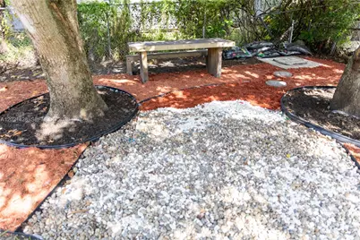250 NW 14th Way, Dania Beach, FL 33004 - Photo 29