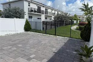 779 SE 18th St, Homestead, FL 33034 - Photo 15