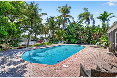 2433 Middle River Dr, Fort Lauderdale, FL 33305 - Photo 7