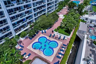1717 N Bayshore Dr, Miami, FL 33132 - Photo 33