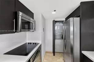 1717 N Bayshore Dr, Miami, FL 33132 - Photo 13