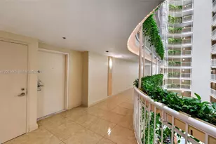 1717 N Bayshore Dr, Miami, FL 33132 - Photo 27