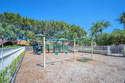 800 Sorrento Dr. #2, Weston, FL 33326 - Photo 37