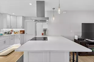 164 NE 30th St, Wilton Manors, FL 33334 - Photo 19