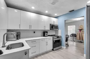 850 NW 79th Ave, Margate, FL 33063 - Photo 11