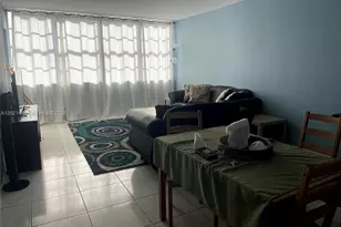 1351 NE Miami Gardens Dr, Miami, FL 33179 - Photo 9