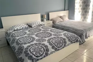 1351 NE Miami Gardens Dr, Miami, FL 33179 - Photo 17