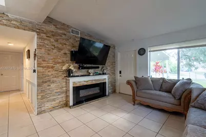 3235 NW 2nd St, Lauderhill, FL 33311 - Photo 11