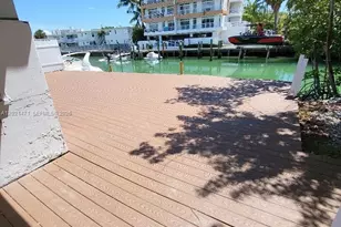7707 Hawthorne Ave, Miami Beach, FL 33141 - Photo 5