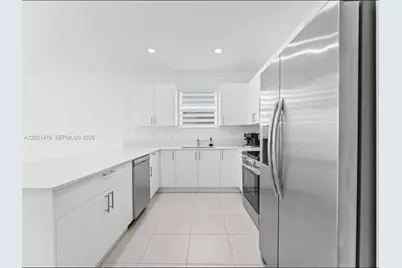 14884 SW 162nd St, Miami, FL 33187 - Photo 7