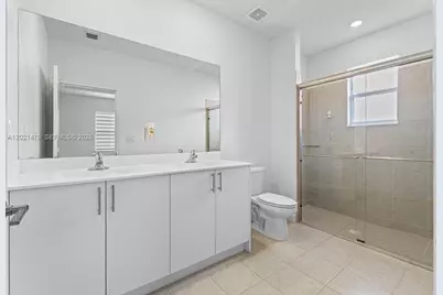 14884 SW 162nd St, Miami, FL 33187 - Photo 33
