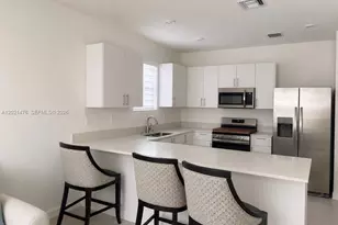 14884 SW 162nd St, Miami, FL 33187 - Photo 3