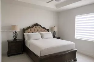 14884 SW 162nd St, Miami, FL 33187 - Photo 7