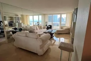 1717 N Bayshore Dr, Miami, FL 33132 - Photo 3