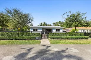 8910 NE 9th Ct, Miami, FL 33138 - Photo 3