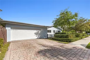 8910 NE 9th Ct, Miami, FL 33138 - Photo 37