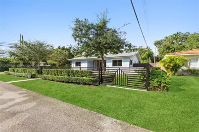 8910 NE 9th Ct, Miami, FL 33138 - Photo 41