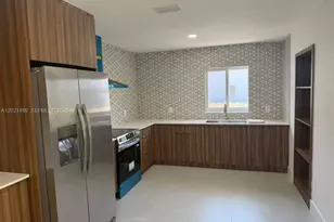 840 NW 67th St, Miami, FL 33150 - Photo 9
