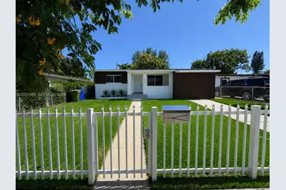 840 NW 67th St, Miami, FL 33150 - Photo 3
