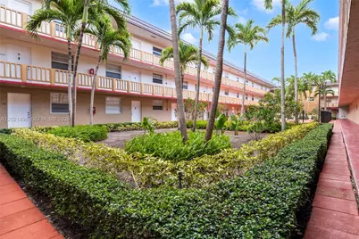 4655 Palm Ave #332, Hialeah, FL 33012 - Photo 13