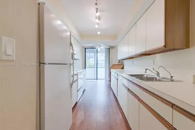 1420 Sheridan St #3H, Hollywood, FL 33020 - Photo 3