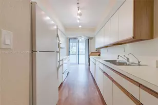 1420 Sheridan St, Hollywood, FL 33020 - Photo 3