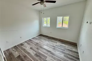 2408 NE 135th St, North Miami, FL 33181 - Photo 19