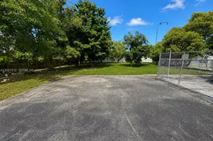 12961 SW 268th St, Homestead, FL 33032 - Photo 3
