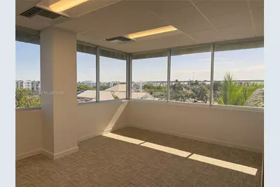 290 NW 165th St #PH-5A, Miami, FL 33169 - Photo 5