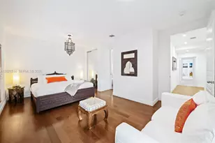 2501 Pine Tree Dr, Miami Beach, FL 33140 - Photo 25
